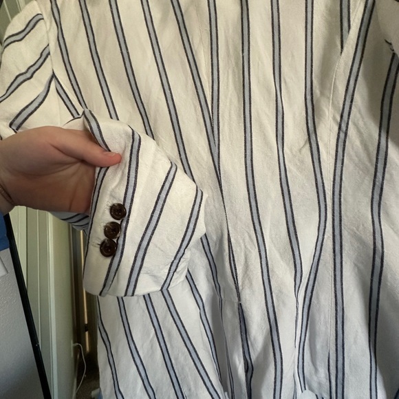 A New Day Striped Linen Blazer - Picture 6 of 6